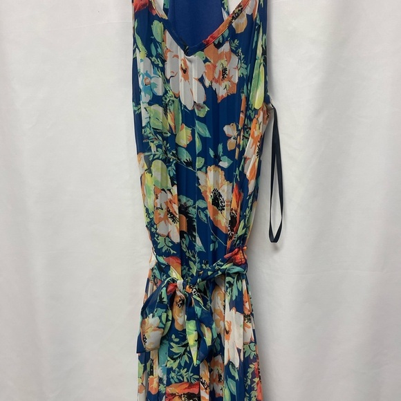 B Darlin Pleated Floral Maxi Dress with Tie - Picture 7 of 9